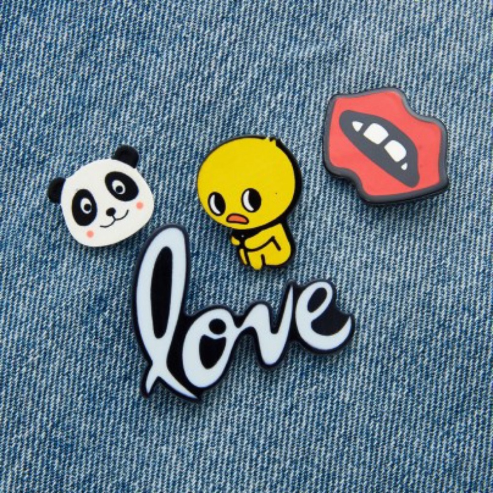 3 FOR $15 Set of 4 Trendy Pins/Brooch
